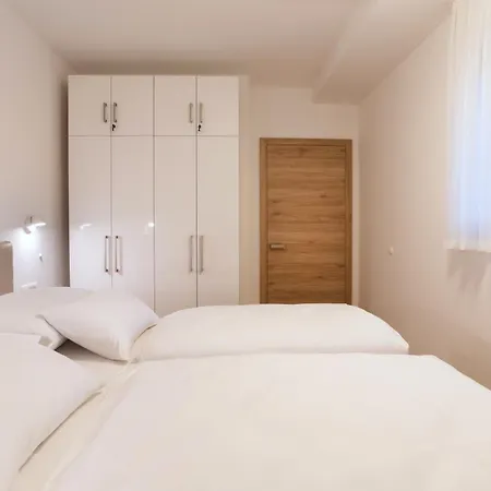 Apartma Alpine Breeze