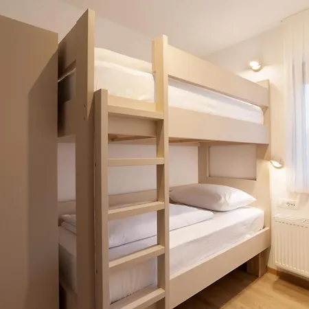 Apartma Alpine Breeze Lejlighed *