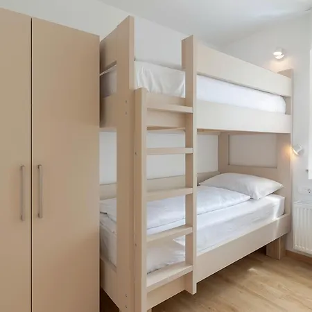 Apartma Alpine Breeze *